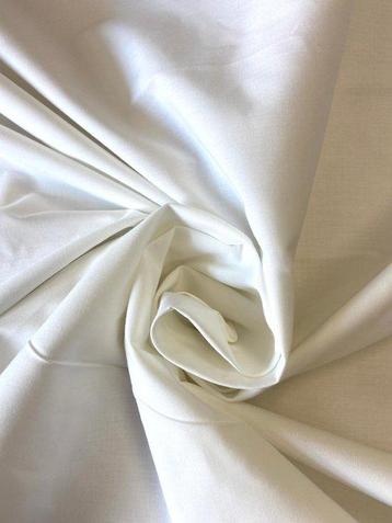 Percale blanc prestigieux en double hauteur. - Textile - 450