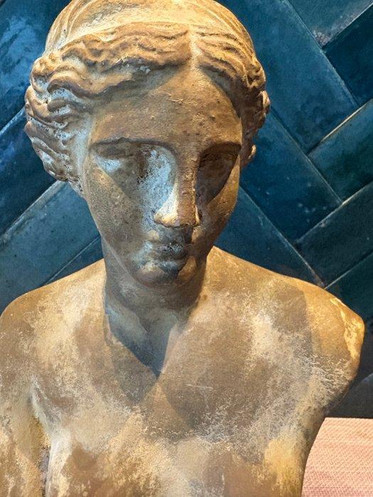 Vintage - Buste, Griekse Dame - 36 cm - Mineraal, beton -, Antiek en Kunst, Curiosa en Brocante