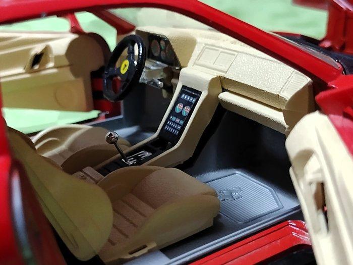Bburago 1:18 - Modelauto (2) - Ferrari 348, Lamborghini, Hobby en Vrije tijd, Modelauto's | 1:5 tot 1:12