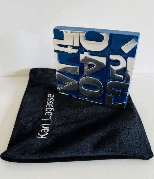 Karl Lagasse (1981) - GOD BLESS BLEU MARINE - No reserve, Antiek en Kunst, Kunst | Designobjecten