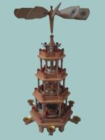 Kerstbeeldje - Roterende kerstpiramide 4 verdiepingen - 54