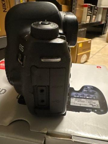 Canon EOS 5D Mark IV Digitale camera beschikbaar voor biedingen