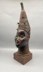Prachtig hoofd uit Ife, Benin City, Nigeriër - leven - leven