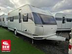 HOBBY Prestige 560 WLU tweedehands bj 2023, Caravans en Kamperen, Caravans, 2 aparte bedden, Rondzit, Hobby, 7 tot 8 meter