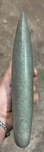 Felgroene met stippen CELT bruidsprijs object Papoea - dop -