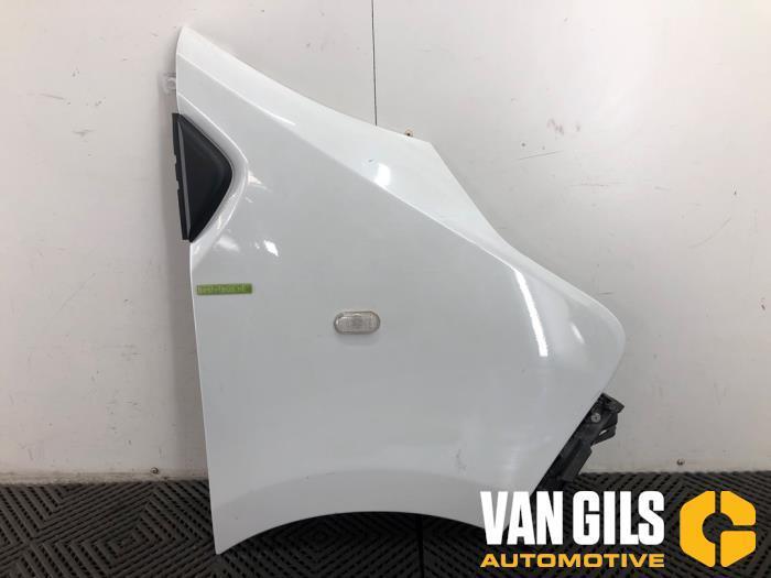 Scherm rechts-voor Renault Trafic O315876, Auto-onderdelen, Carrosserie