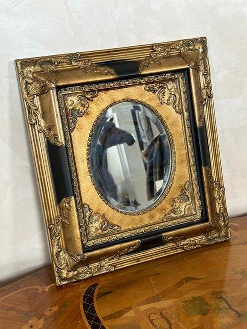 Eleganter Spiegel im klassischen Design – Ovaler Blickfang, Antiek en Kunst, Curiosa en Brocante