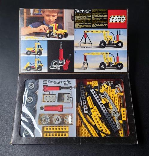Lego - Technic - 8040 + 8700 - Pneumatic Car set & motor, Kinderen en Baby's, Speelgoed | Duplo en Lego