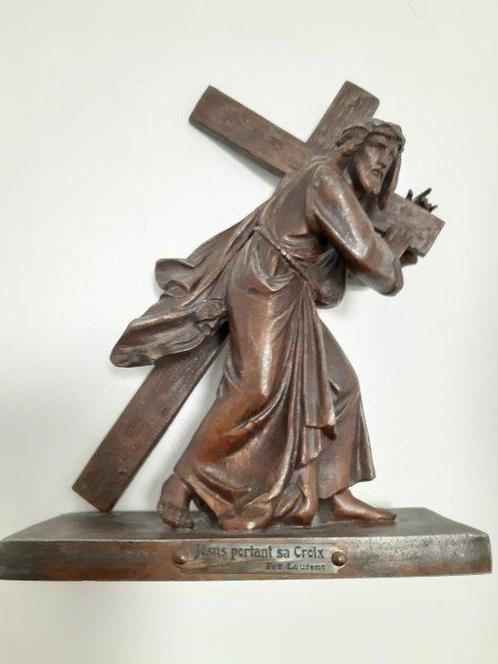 Sculpture, kruisiging jezus - 19 cm - Zamac, Antiek en Kunst, Antiek | Boeken en Manuscripten