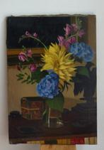Ecole Française du XXe Siècle - Nature morte au vase de