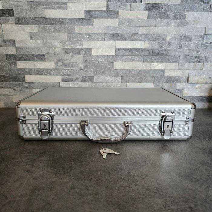 Nederland. Studielot collectie van 100 valse munten in, Postzegels en Munten, Munten | Nederland