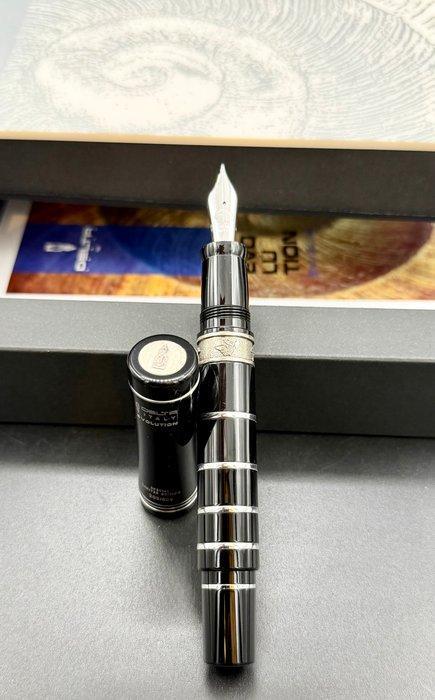Delta - Evolution Limited edition 809 pezzi - Stylo à plume, Verzamelen, Pennenverzamelingen