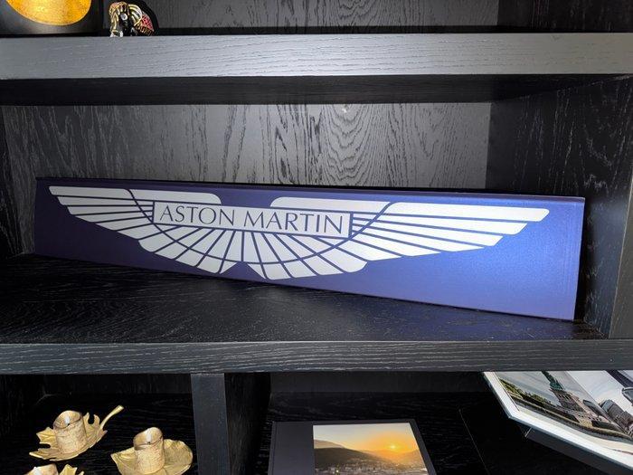 Auto-onderdeel (1) - Rear wing flap Aston Martin, Verzamelen, Automerken, Motoren en Formule 1
