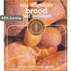 Ons dagelyks brood zelf bakken - Engels 9789062483396 Engels, Boeken, Verzenden, Gelezen, Engels