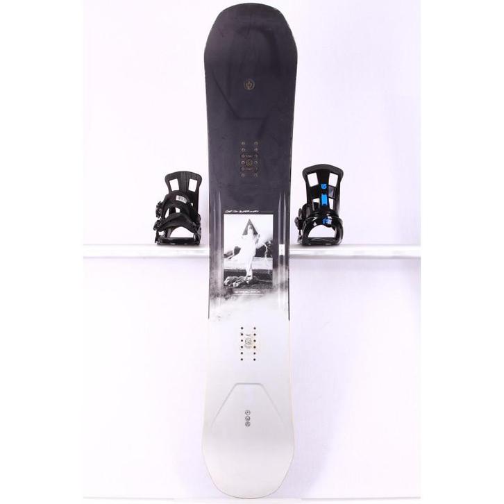 156 snowboard CAPITA SUPER DOA 2024, Black/white, CAMBER, Sport en Fitness, Snowboarden, Verzenden