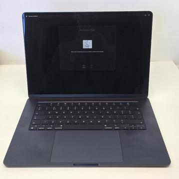 Macbook air 15 inch m2 2023 256GB | Nieuwstaat beschikbaar voor biedingen