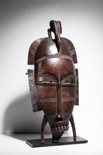 Groot en indrukwekkend koloniaal masker Kpeliye - Sénoufo -