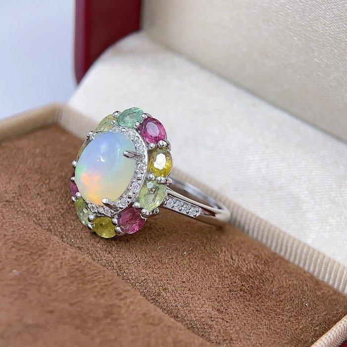 *** NIET VEILING *** Aurora Petals – 1,82ct Opalen Ring met, Handtassen en Accessoires, Antieke sieraden