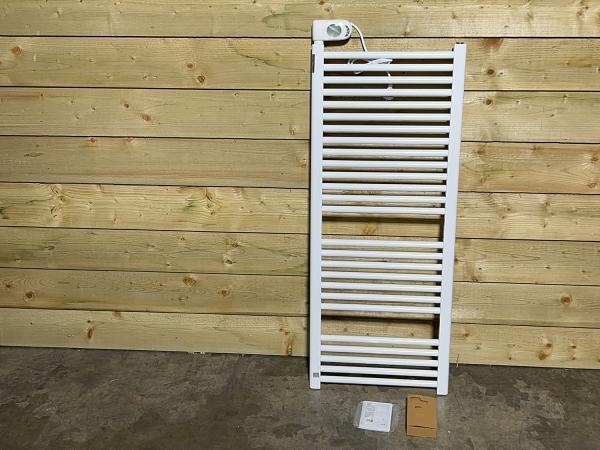 Veiling - Zehnder elektrische radiator Aura E 50x122,6cm, Doe-het-zelf en Bouw, Verwarming en Radiatoren