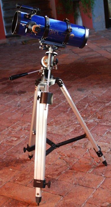 Astronomical telescope - Orbiter 40 D:114 f:1000 d, Verzamelen, Foto-apparatuur en Filmapparatuur