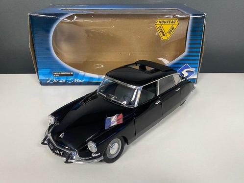 Solido 1:18 - Voiture miniature - Citroën DS Présidentielle, Hobby en Vrije tijd, Modelauto's | 1:5 tot 1:12