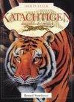 Katachtigen / Dier in beeld 9789054832638 B. Stonehouse, Verzenden, Zo goed als nieuw, B. Stonehouse