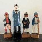 Vier houten beeldjes van zeelieden (4) - Hout