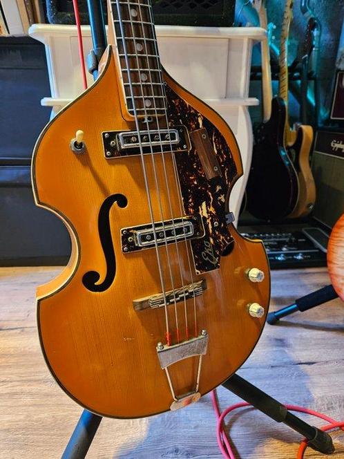 Probably EKO - Like Model 995 -  - Guitare basse électrique, Muziek en Instrumenten, Snaarinstrumenten | Gitaren | Akoestisch
