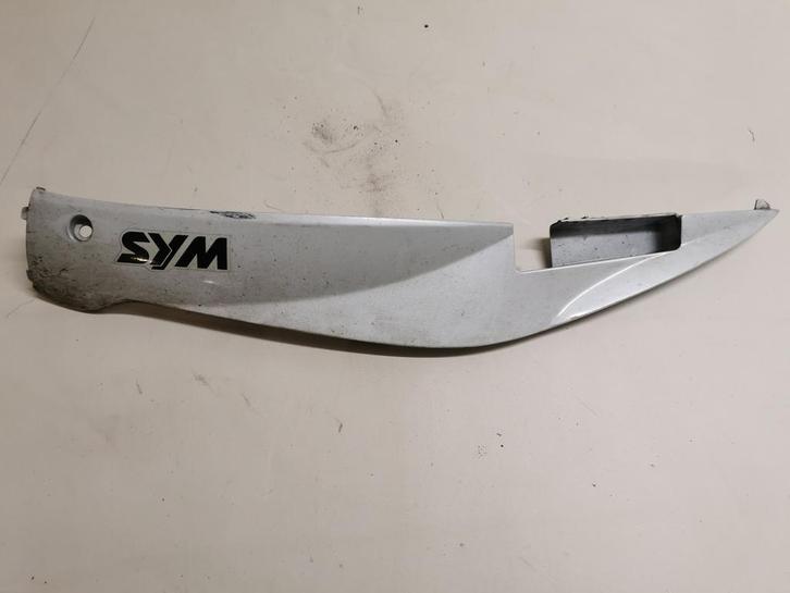 Sym mio / Sideskirt treeplank / Links, Fietsen en Brommers, Brommeronderdelen | Scooters, Kap, Overige merken, Ophalen of Verzenden