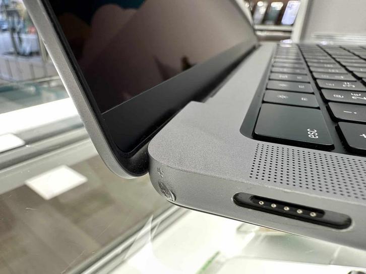 Apple MacBook Pro 2021 M1 | 14.2 | M1 Pro 8-Core CPU | 1..., Computers en Software, Apple Desktops, Gebruikt, Ophalen of Verzenden