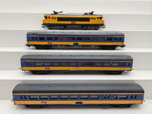 Lima H0 - 149748 - Treinset (1) - Intercity set 1600 met 3, Hobby en Vrije tijd, Modeltreinen | H0