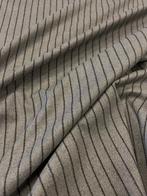 Zacht flanelstof met een glad en gekamd oppervlak in