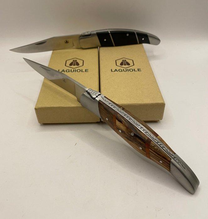 Laguiole - Tafelmes (2) - Laguiole vouwmessen of zakmessen -, Antiek en Kunst, Antiek | Keukengerei