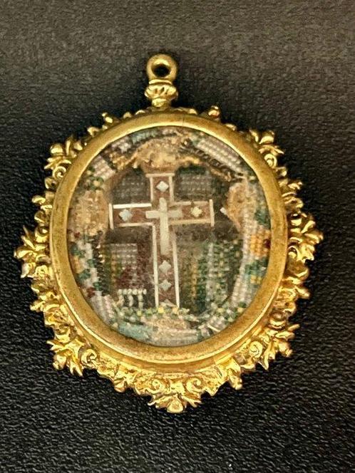 Reliekhouder - Glas, Messing, Textiel, parelmoer - 1650-1700, Antiek en Kunst, Kunst | Niet-Westerse kunst