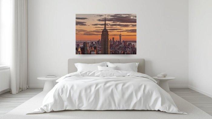 Viktoria Farkas - Empire at Dusk, Antiquités & Art, Art | Objets design