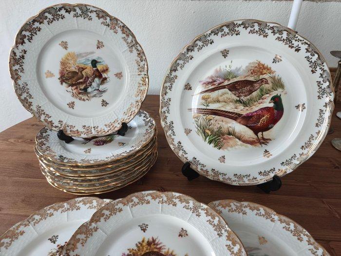 Raynaud Limoges - Service de table pour 12 (13) - Chasse au, Antiek en Kunst, Antiek | Meubels | Tafels