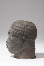 Een beeldhouwwerk brons - Hoofd - Benin - Nigeria (Zonder, Antiek en Kunst