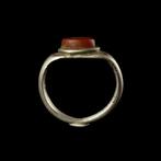 Oud-Romeins Zilver Ring met carneool Pan intaglio