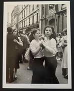 Robert Doisneau (1912 - 1994) - Bal du 14 Juillet, Rue de