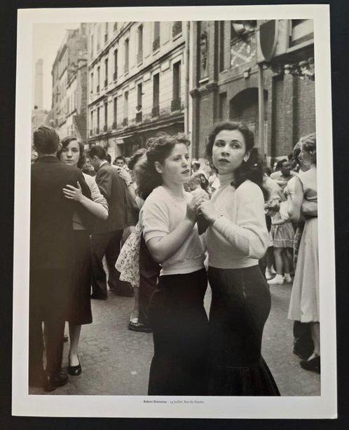 Robert Doisneau (1912 - 1994) - Bal du 14 Juillet, Rue de, Antiek en Kunst, Kunst | Schilderijen | Modern