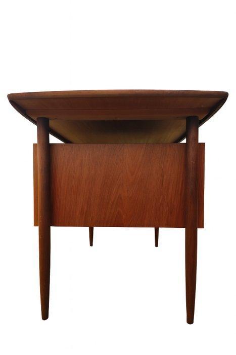 Hulmefa - Tijsseling - Bureau - Teck, Antiek en Kunst, Antiek | Meubels | Stoelen en Sofa's