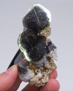 (EUROPEAN CLASSIC) Esthetisch exemplaar paars fluoriet Met