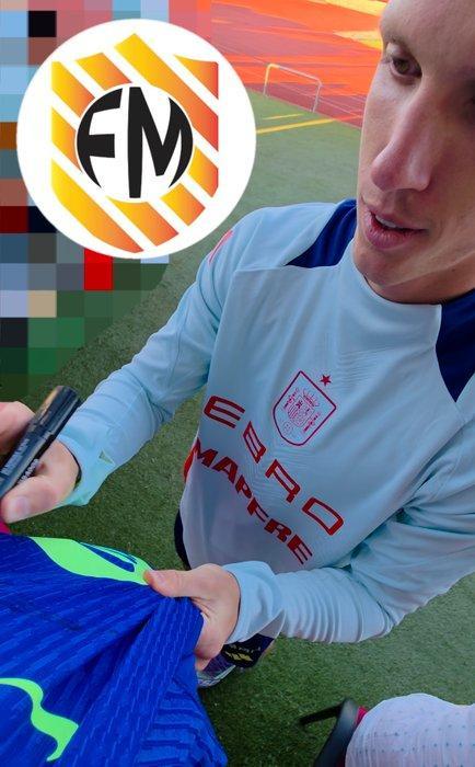 FC Barcelona - Dani Olmo - Voetbalshirt, Verzamelen, Overige Verzamelen