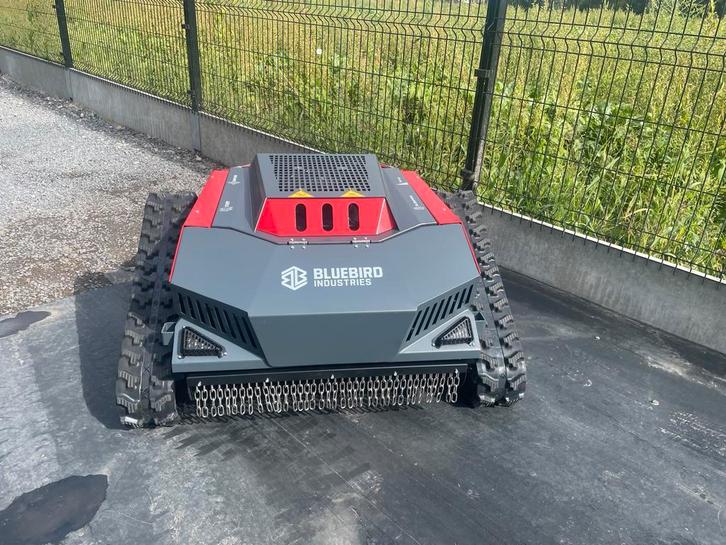 Ruwterreinmaaier Bush Master FM24-70H (radiogestuurd), Zakelijke goederen, Landbouw | Werktuigen, Fruitteelt, Overige, Overige typen
