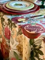 Exclusief tafelkleed met bloemen- en granaatappelmotief voor