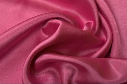 15 meter satijn stof - Roze, Hobby en Vrije tijd, Stoffen en Lappen, 120 cm of meer, 200 cm of meer, Roze, Nieuw, Satijn of Zijde