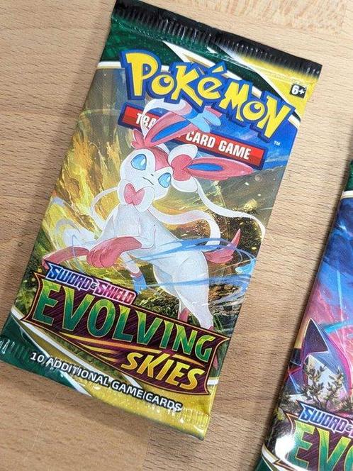 Pokémon - 4 Booster pack - SEALED Sylveon Rayquaza - Sword &, Hobby en Vrije tijd, Verzamelkaartspellen | Pokémon