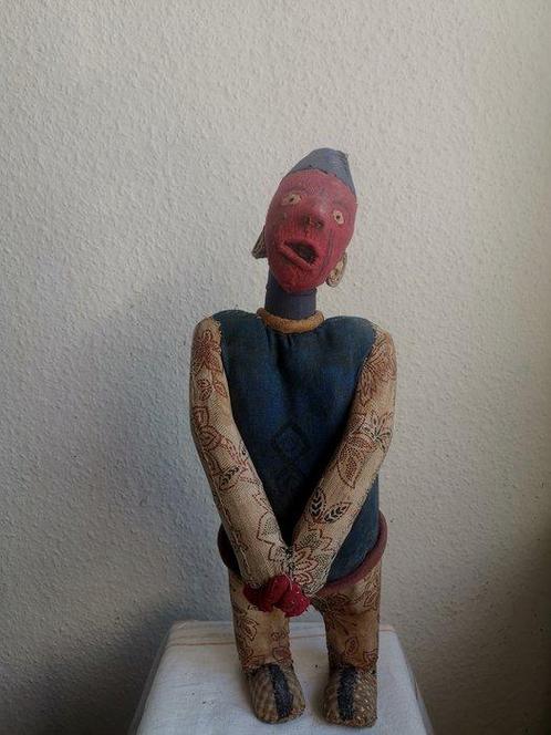 Bwende Beembe Reliekhouder - Beembe Bwende - DR Congo, Antiek en Kunst, Kunst | Niet-Westerse kunst