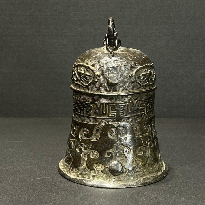 Decoratieve bel - China - Ming brons bel, Antiek en Kunst, Antiek | Overige Antiek