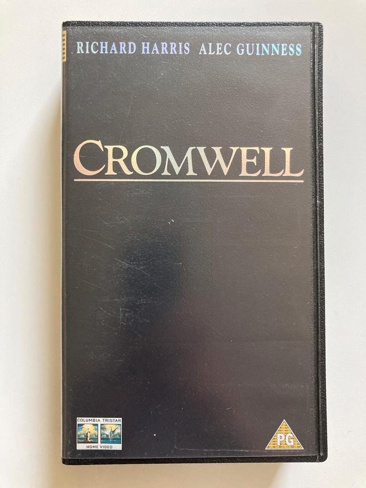 CROMWELL (IMPORT WITHOUT DUTCH SUBS) (IN SEAL) (VHS), Cd's en Dvd's, VHS | Film, Gebruikt